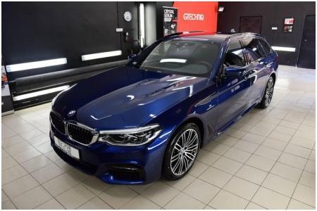 BMW 5 niebieskie