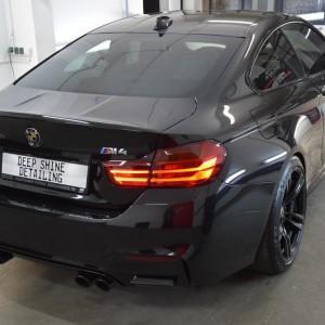 BMW M4 6